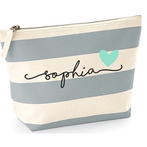 Teenager Girl Gift Personalized Makeup Bag Teenage Girl Gift Teenager Gifts Teenage Girl Gifts Cheer Gifts Custom Toiletry Bag Etsy