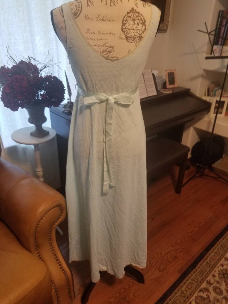 Beautiful vintage vassarrette lingerie nightgown seafoam green tie lace honeymoon bridal 36 xl