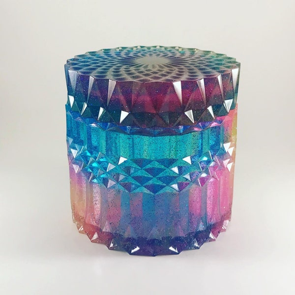 Rainbow Glitter Jewelry Jar, Resin Jewelry Jar, Resin Jewelry Box, Glitter Jewelry Box, Trinket Box, Jewelry Storage, Decorative Jar Round