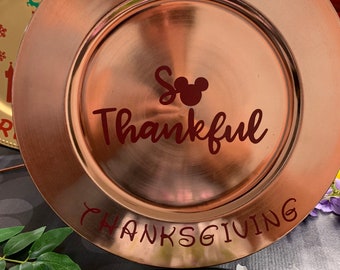 disney holiday plates