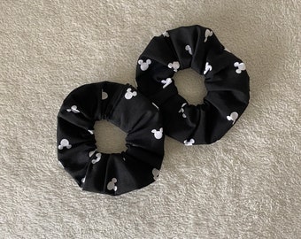 Minimalist Mickey Scrunchie