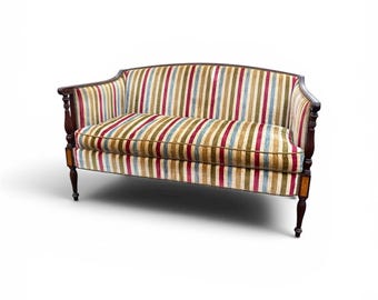 Sofá de estilo Sheraton federal de caoba de Hickory Chair