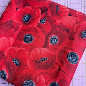 Wild Poppy | Chong-A Hwang | Timeless Treasures Fabrics of SOHO | FQ
