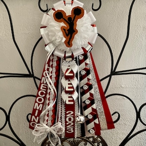Homecoming Mums Personalized, Senior Homecoming Mums, High School Mums, Texas Homecoming Mum, Texas Mums, Freshman Mum, Football Mums