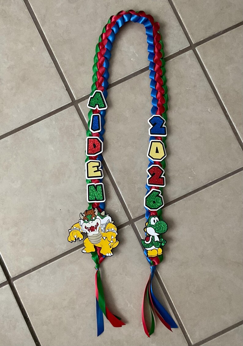 Graduation Leis // Ribbon Lei // Graduation // Graduation Gifts ...