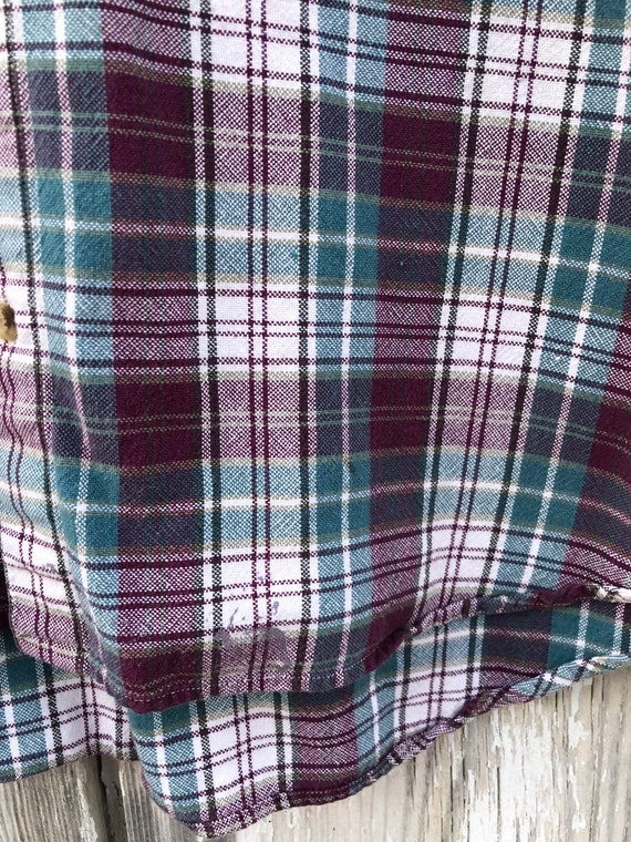 Vintage distressed Brittania plaid flannel button… - image 3