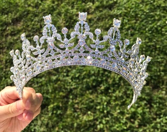 Wedding Tiara, Bridal Tiara, Royal Wedding Crown, Wedding Headpiece,  Bridal Crown, Bridal Headpiece, Princess Tiara, Elegant Wedding Crown