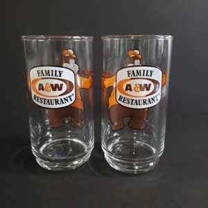Vtg A&W The Great Root Beer Bear Glass Tumbler Family Restaurant Ad Set of 2