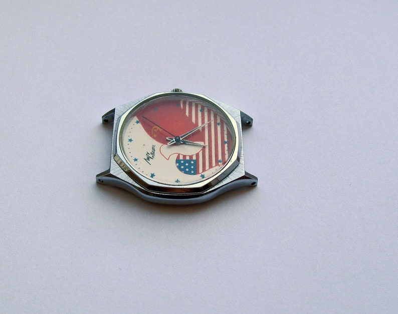 Orologio sovietico vintage Luch. Amicizia tra URSS e USA Watch. Orologio da polso al quarzo anni '80. Orologio russo. Orologio da uomo. Regalo unico per lui immagine 8