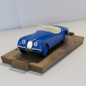 Jaguar HP 160 1948, Brumm  R101, Italy 1990s Box. Vintage collectible car. scale diecast model 1:43. British Replica car. collectible gift