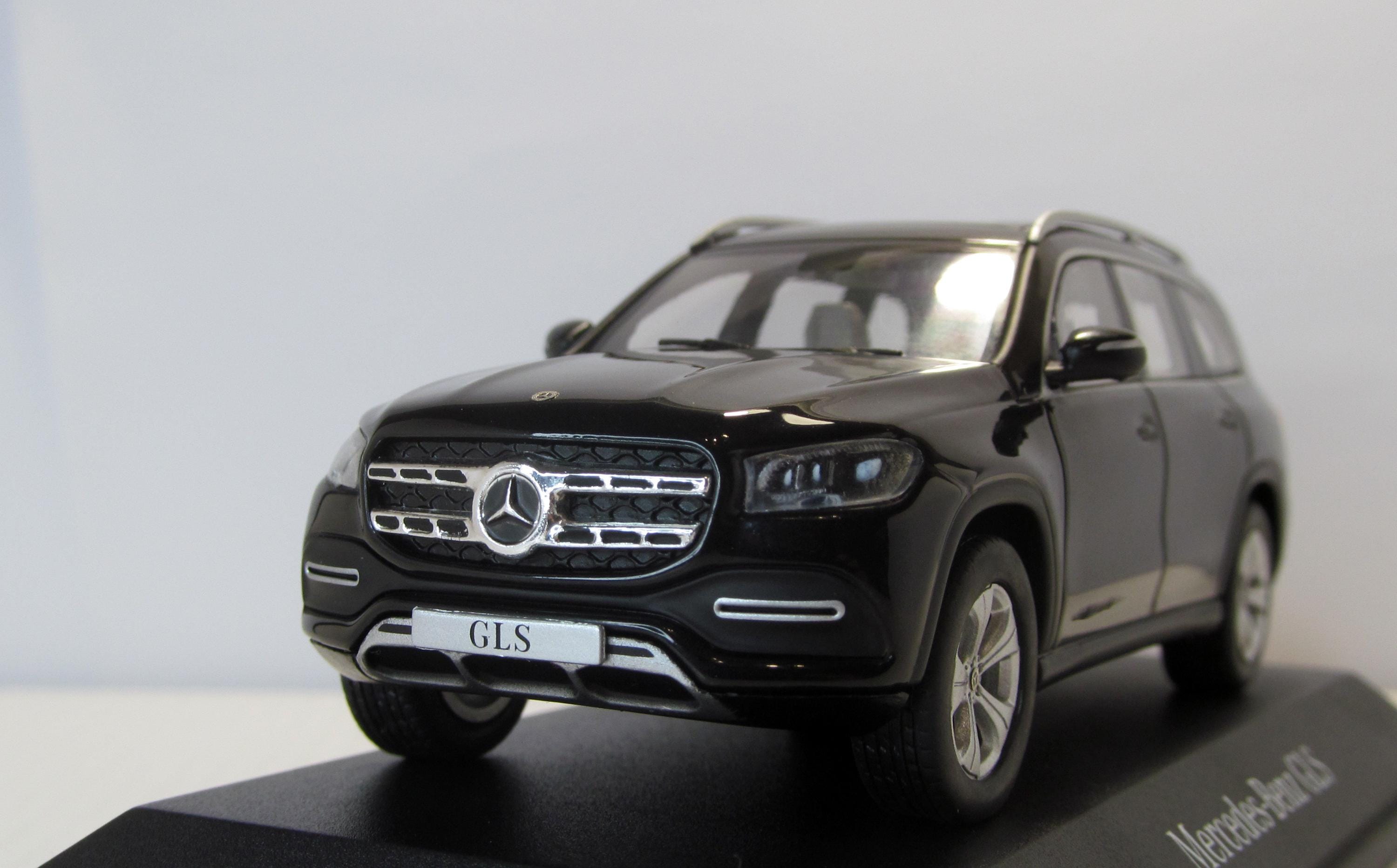 Mercedes-benz GLS X167 2019, Z-models, Box. Scale Diecast Model 1
