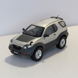 Isuzu Vichi Cross, Premium X,  PremiumX, Premium-X. Diecast scale 1:43, Metal car, Die cast model.  car replica. collectible present.