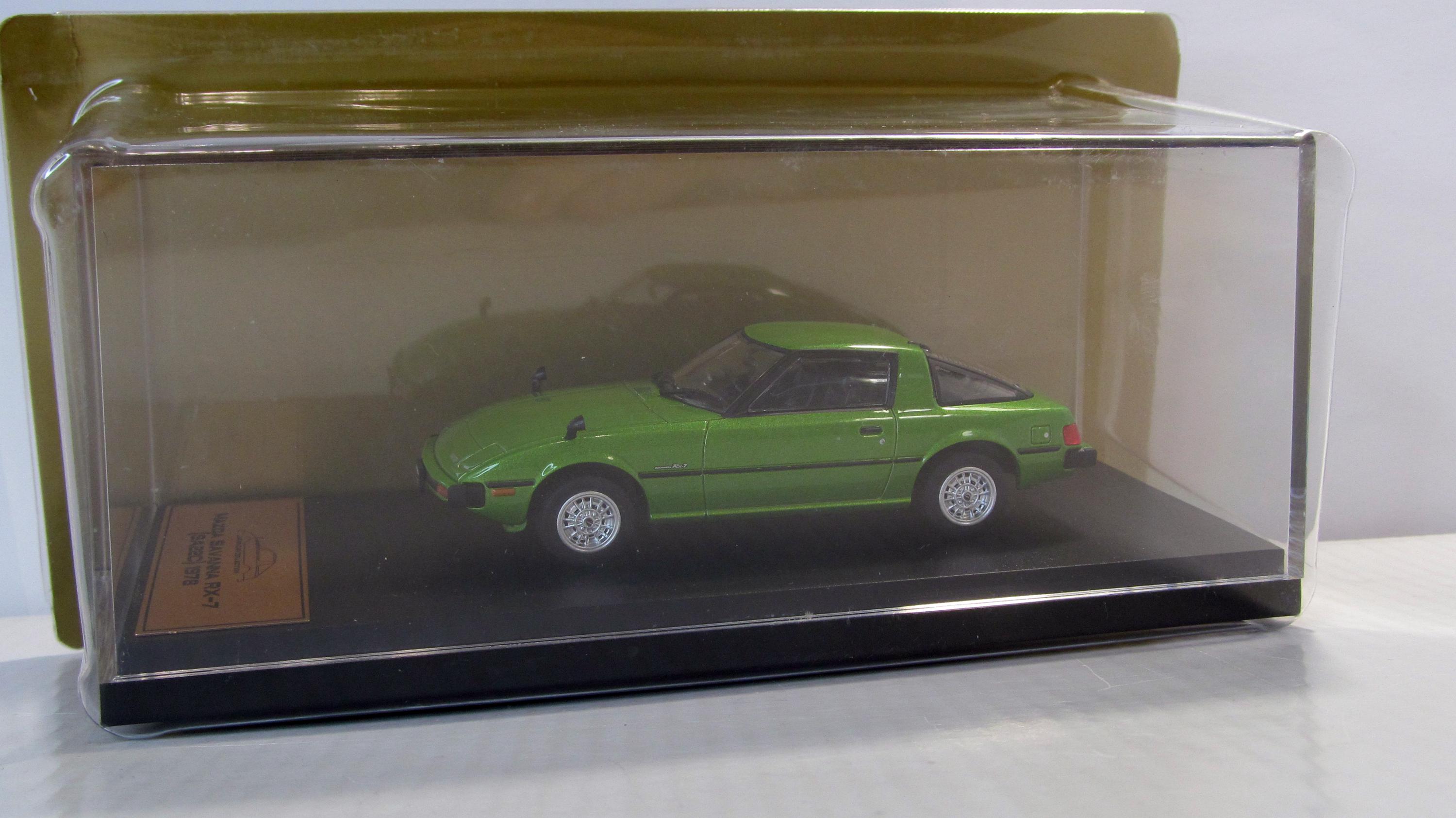 Mazda RX-7 Savanna 1978, Hachette, Box. Diecast Scale 1:43, Die