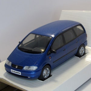 Seat Alhambra SXE 2004, blue metallic, Herpa ( Germany ) box. scale diecast model 1:43. blue car replica. collectible present. gift for him