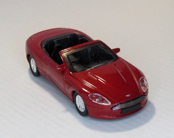 アストン マーティン V12 ヴァンテージ S | モデルカー | 1/24 ダイ