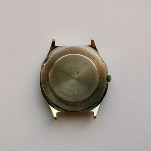 Orologio sovietico vintage Luch. Amicizia tra URSS e USA Watch. Orologio da polso al quarzo anni '80. Orologio russo. Orologio da uomo. Regalo unico per lui immagine 4