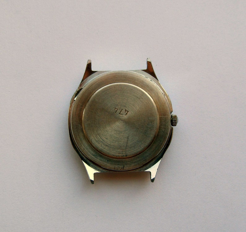 Orologio sovietico vintage Luch. Amicizia tra URSS e USA Watch. Orologio da polso al quarzo anni '80. Orologio russo. Orologio da uomo. Regalo unico per lui immagine 4