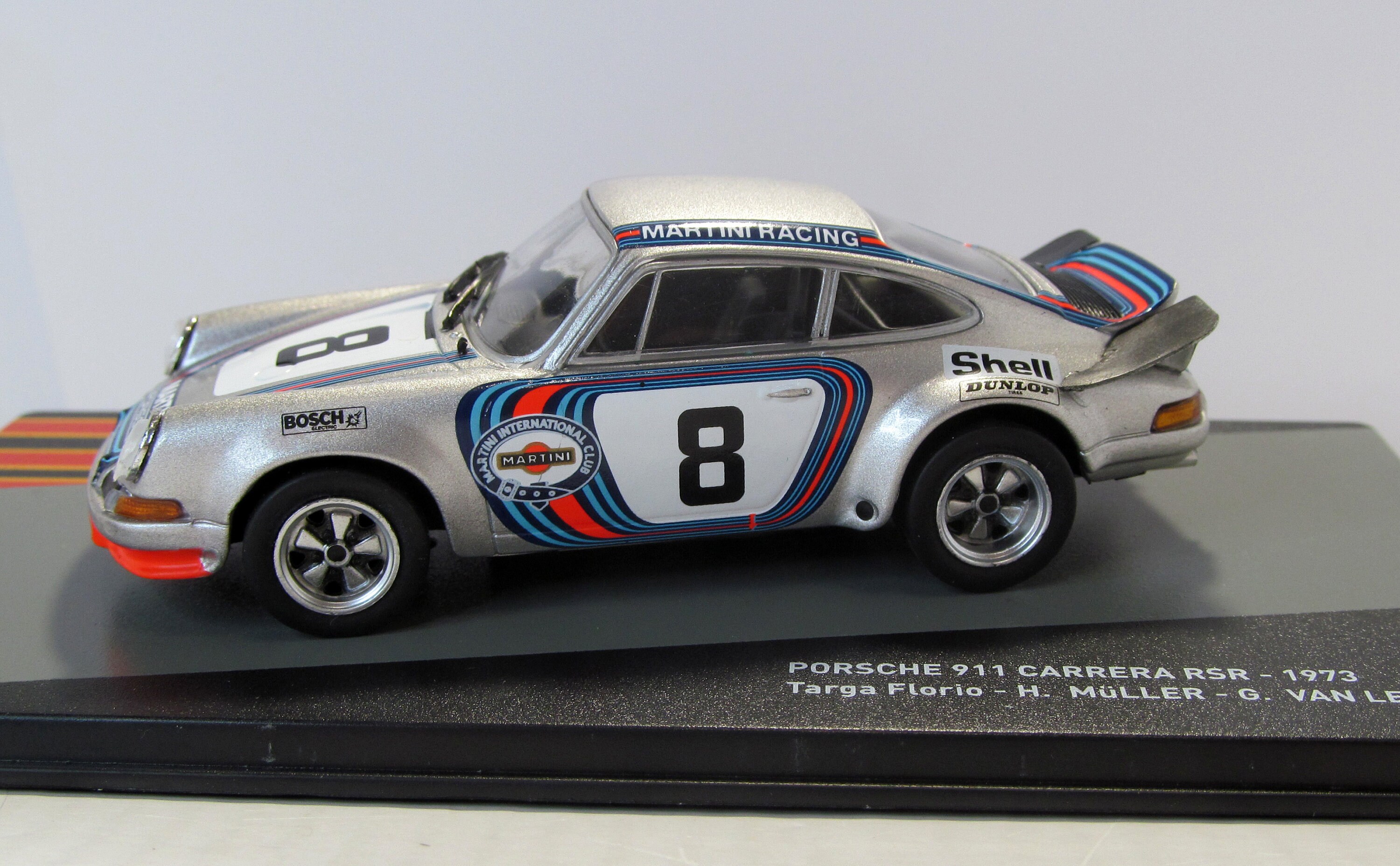 Porsche 911 Carrera RSR 1973, Centauria, Box. Porsche Racing