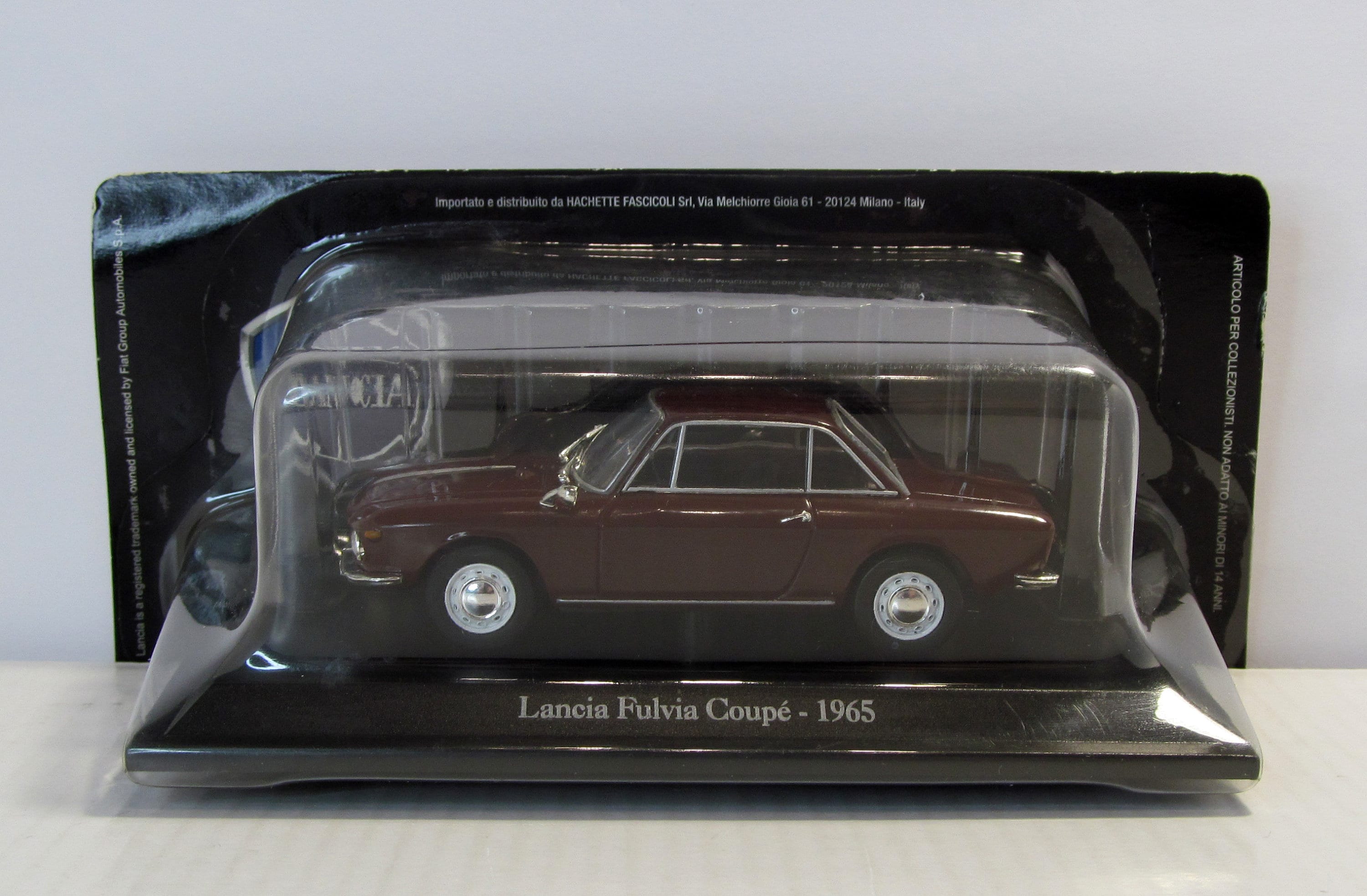 Lancia Fulvia Coupe 1965, Norev Hachette, blíster precintado. Coche de colección. Modelo en diecast a escala 1:43. Réplica de coche italiano. Regalo de colección.