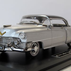 Cadillac Coupe DeVille (1954), GFCC, Box. scale diecast model 1:43. car replica. collectible present. Brand new.