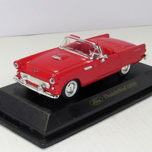 Ford Thunderbird 1955 Road Signature Yat Ming BOX. Diecast scale 1:43, Metal car, Die cast model. collectible present. Replica american car.