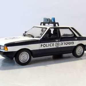 Ford Cortina Israel Police, DeAgostini. Collectible car. scale diecast model 1:43. police car replica. collectible present. birthday gift