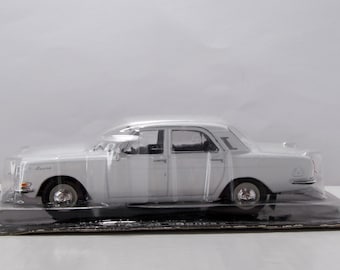 GAZ-24-02 Volga Model Car: 1/43 Scale Deagostini Collectible - Etsy