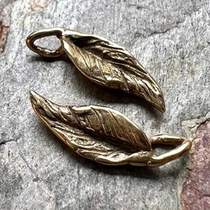 Leaf Charms in Gold Bronze, Artisan Small Leaves, CH-577 (Set of 2/Pair)