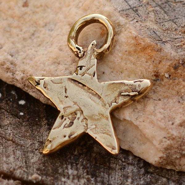 Rustic Star Charm in Gold Bronze, LD-93