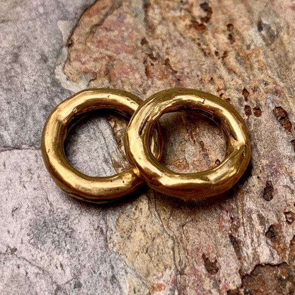 Two Artisan 11mm Smooth Closed Links in Gold Bronze, L-123