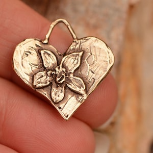 Bronze Flower Heart Pendant, LD-89 (ONE)