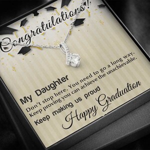 Cadeau de remise des diplômes pour fille, superbe or blanc 14 carats, collier de pierres précieuses de beauté séduisante, et carte de message personnalisée