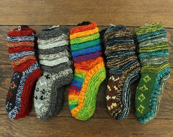 Pair of Wool Socks Chunky Knit Knitted Fleece Lined Bed Slipper Winter Warm Boot Rainbow Red Black Dennis White Grey