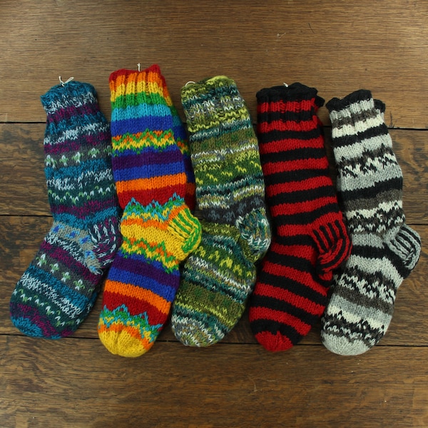 Pair of Wool Socks Chunky Knit Knitted Fleece Lined Bed Slipper Winter Warm Boot Rainbow Red and Black Dennis Black White Grey