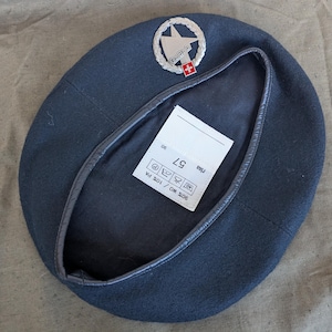 Vintage 1990s Swiss Army Troops Black Wool BERET HAT EU 56/57