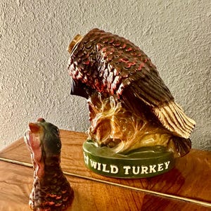 インテリア小物 Wild Turkey 陶器製 フィギュア 台座付き