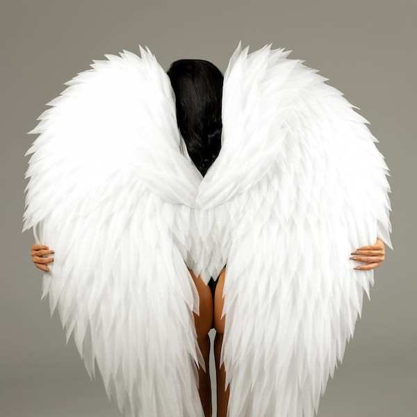 Weißes Kostüm mit Engelsflügeln, Kostüm für ein Fotoshooting, Engelsflügel, Feenflügel Höhe - 150cm