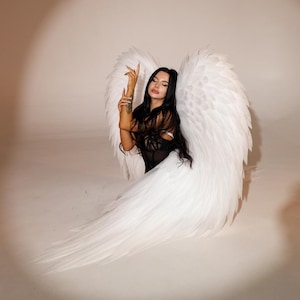 Pluizige witte vleugels - engelenvleugels - engelenkostuum - witte vleugels voor volwassenen Enorme witte vleugels voor festivals - GEEN NATUURLIJKE VEREN