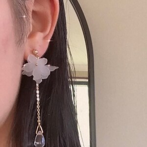 Brincos de flor em acrílico Lilly | Brincos de noiva | Brincos pendentes elegantes | Brincos elegantes | Brincos de declaração