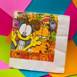 Vintage Garfield & Odie Birthday Party Decorations: Nostalgic Napkins for Retro Cartoon Celebration