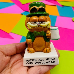 Garfield St. Patrick&#39;s Day Porcelain Figurine, Irish Garfield Figurine Vintage, Garfield Vintage Decor