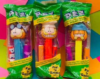 Vintage Garfield PEZ Dispenser Collection: Odie, Cook, Aviator, Sleepy Characters from 80s Cartoon