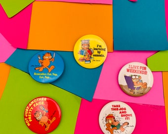Vintage Garfield & Friends Pins: Collectible Character Ornaments, Retro Cartoon Accessories