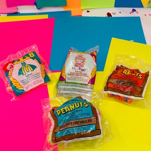 Happy Meal Toys, Sealed,  PICK ONE, Birdies McDonald, Peanuts, Miss Piggy