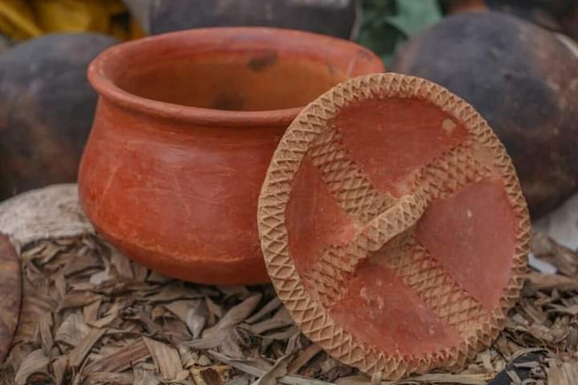 Handmade Clay Pot For Cooking Set Of 4, Non-Toxic Terracotta Bowls, Clay Cookware Dishes, Glazed Earthenware Dinnerware Suitable For Microwave And Oven-Cooking