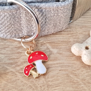 Encanto del collar de setas / Joyería del collar de setas / Accesorios del collar del perro de setas / Decoración del collar del gato