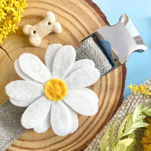 Daisy Dog Collar Accessory | Flower Decoration for Pet’s Collar | Floral Dog Collar Add On