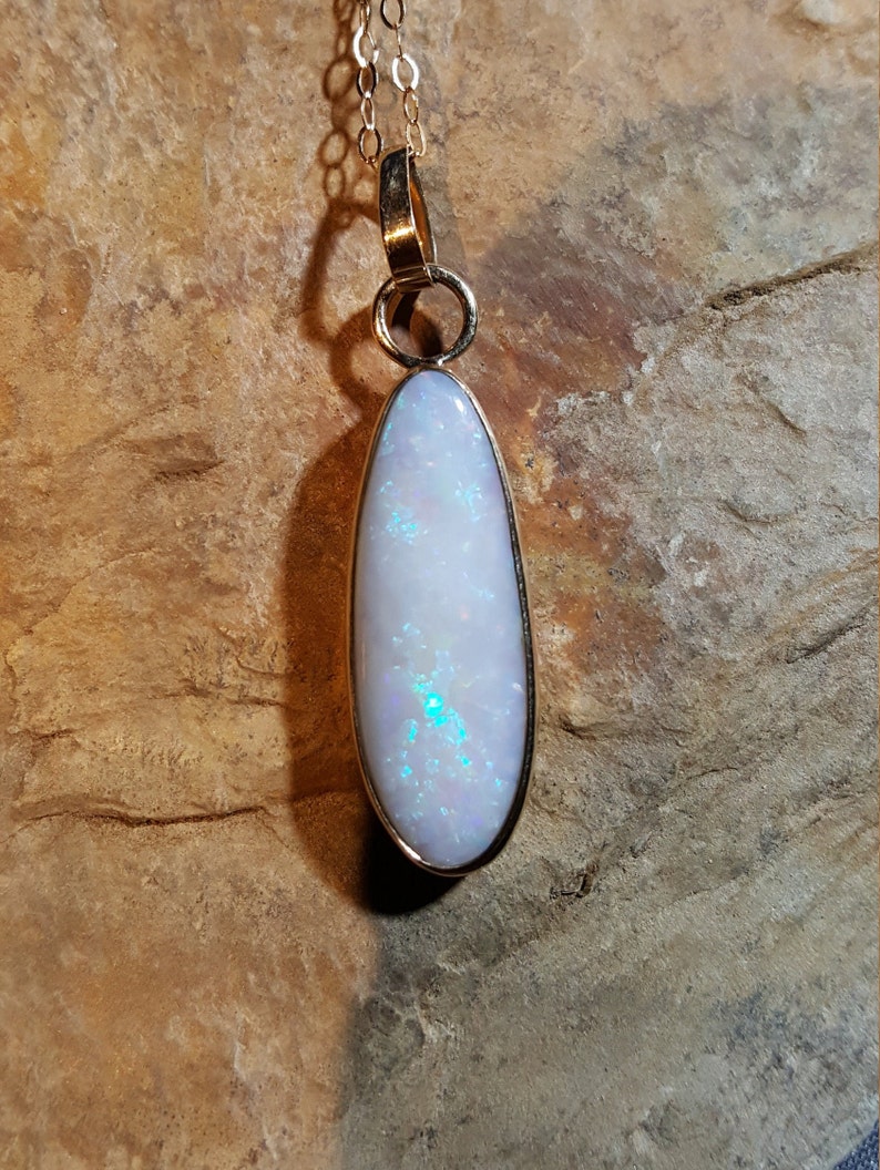 hand made, 5.8 carat Opal gold pendant 9 carat gold