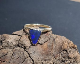Handmade 9ct Gold Opal Ring: Australian Blue Opal