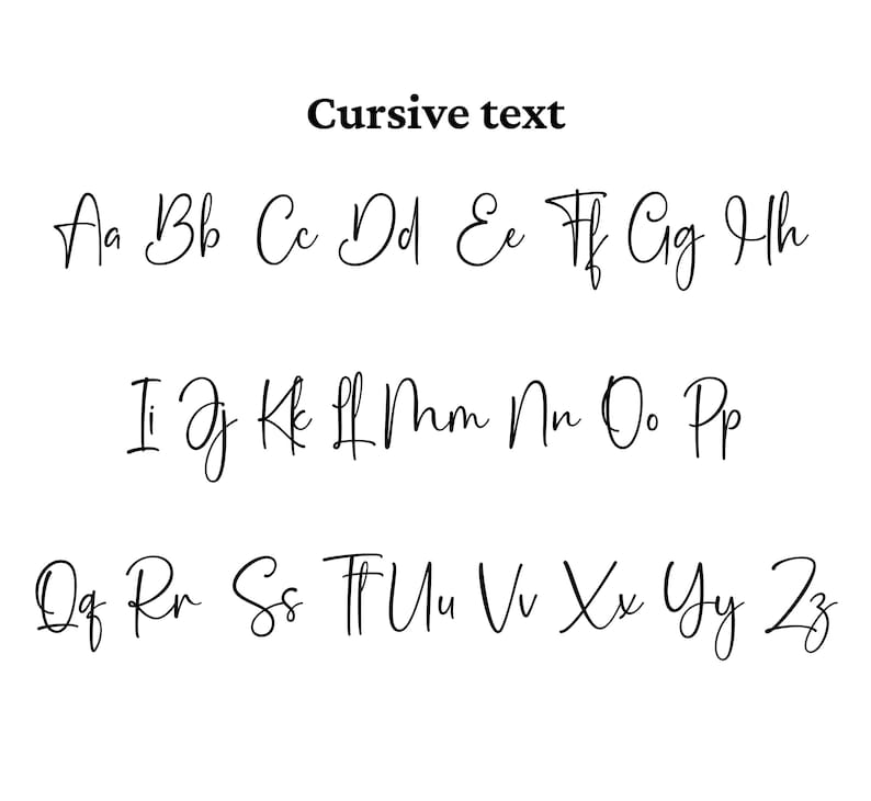 Op de afbeelding: Een digitale afbeelding met de tekst Cursive text bovenaan, gevolgd door het volledige Engelse alfabet in hoofdletters en kleine letters. De tekens zijn weergegeven in een zwart, vloeiend, handgeschreven cursief lettertype.